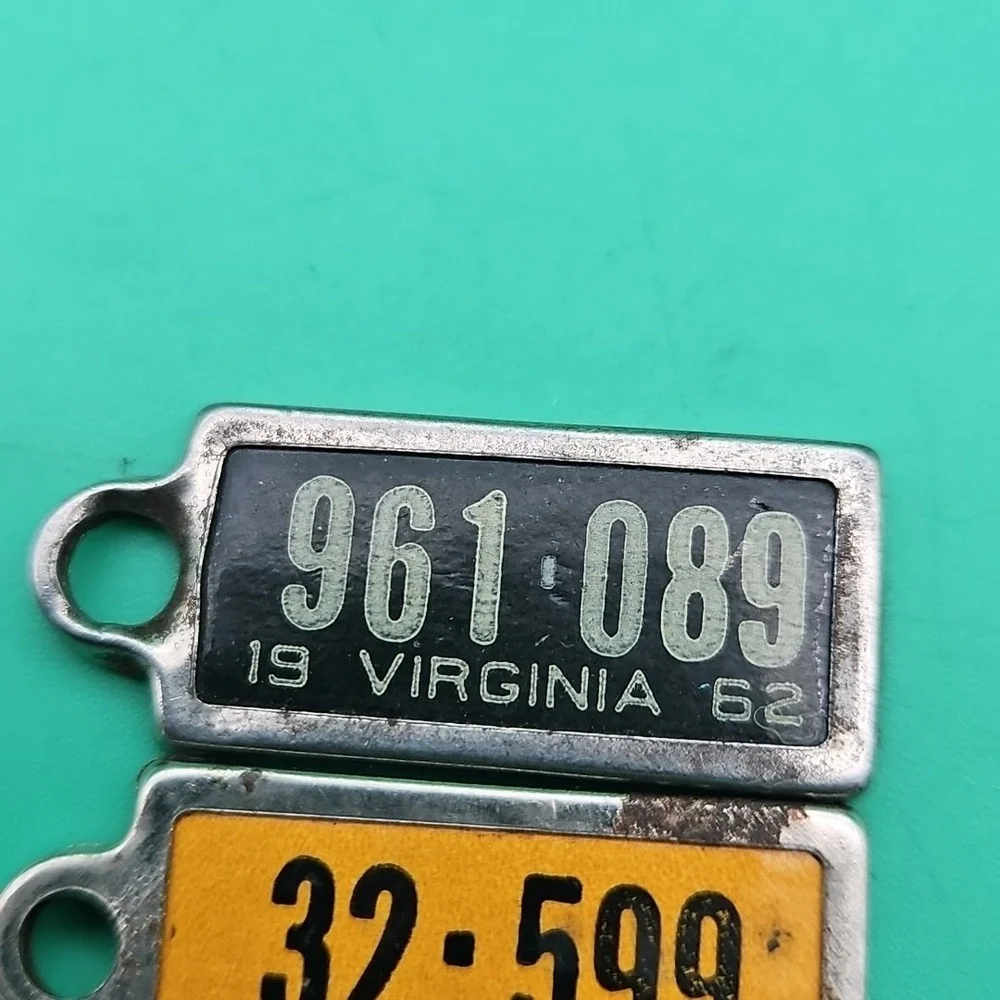 Set Of 2 Vintage License Plate Key Tag Keychain Virginia West Virginia 1962 1954